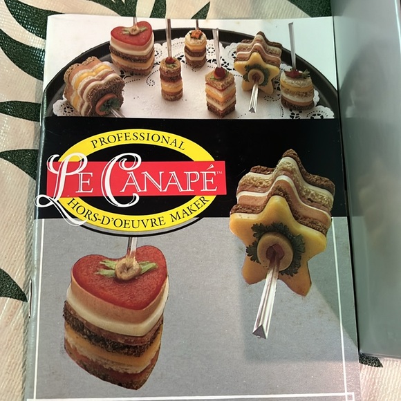 Vintage 7 Shape Canapé Makers Set - Picture 6 of 9